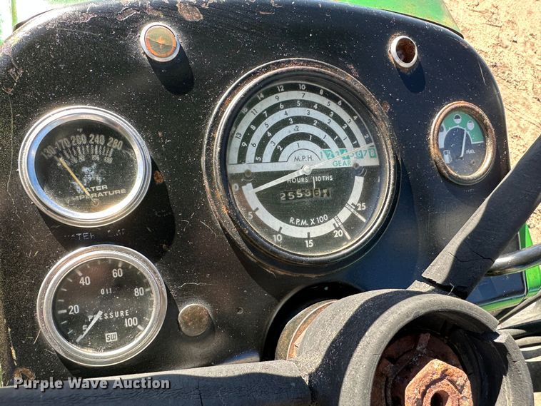 image for item LT9113 1974 John Deere 2030  tractor