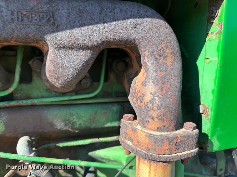 image for item LT9113 1974 John Deere 2030  tractor