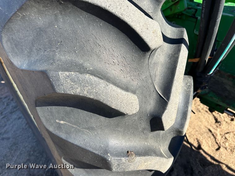 image for item LT9113 1974 John Deere 2030  tractor