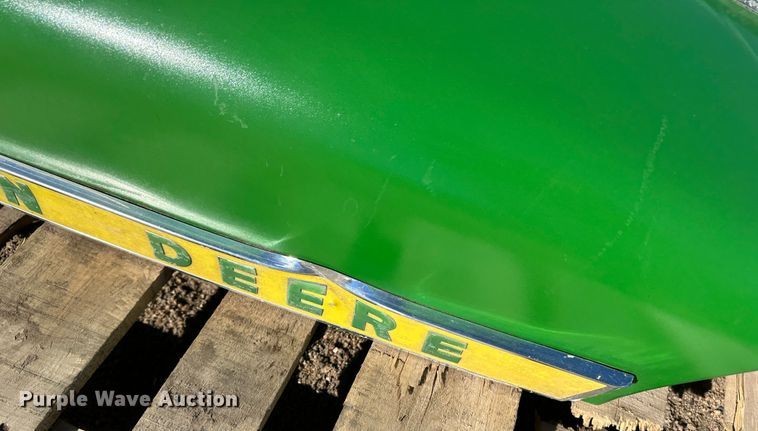 image for item LT9117 John Deere tractor hood