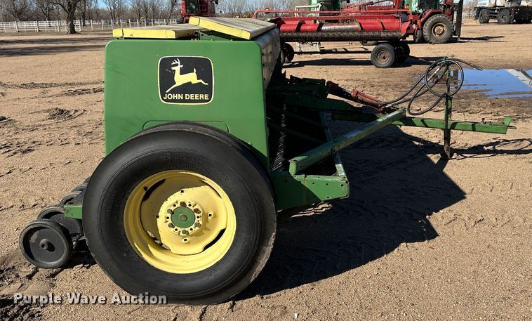 image for item LT9121 John Deere 8300 grain drill