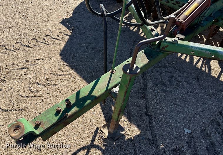 image for item LT9121 John Deere 8300 grain drill