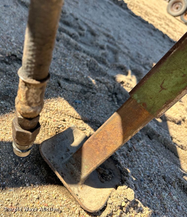 image for item LT9121 John Deere 8300 grain drill