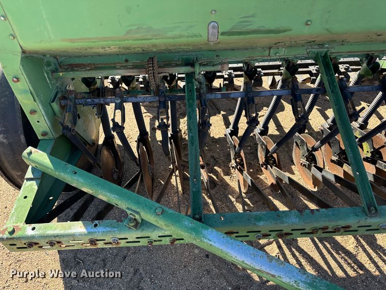 image for item LT9121 John Deere 8300 grain drill