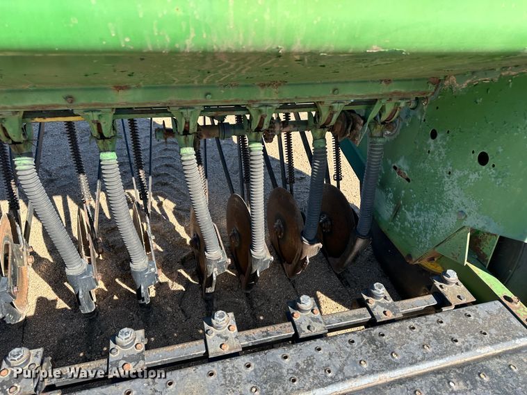 image for item LT9121 John Deere 8300 grain drill