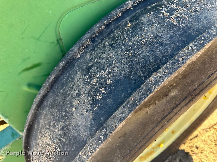 image for item LT9121 John Deere 8300 grain drill