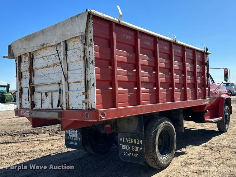 image for item LT9418 1977 Chevrolet C60  grain truck