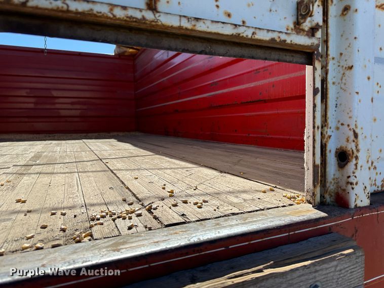 image for item LT9418 1977 Chevrolet C60  grain truck