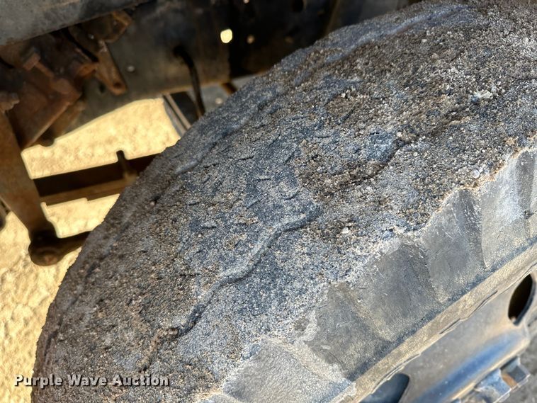 image for item LT9418 1977 Chevrolet C60  grain truck