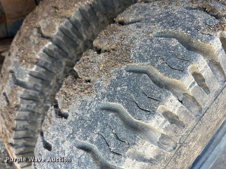 image for item LT9418 1977 Chevrolet C60  grain truck