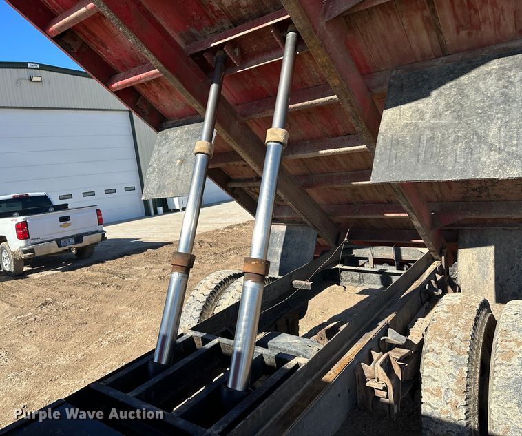 image for item LT9418 1977 Chevrolet C60  grain truck