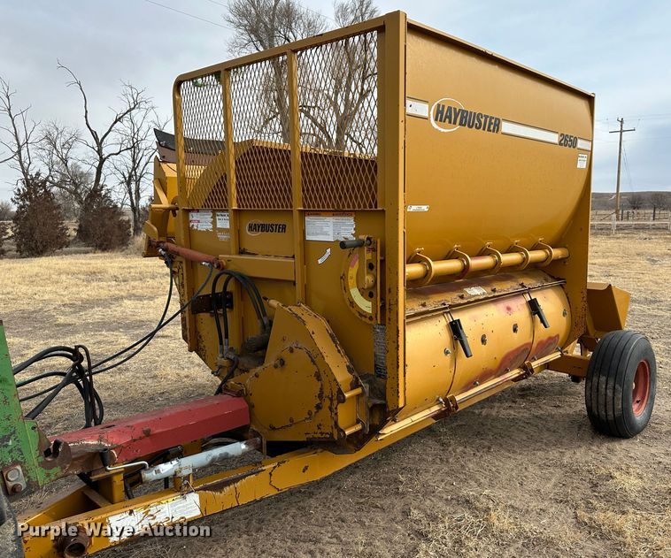image for item LT9422 HayBuster 2650  bale processor
