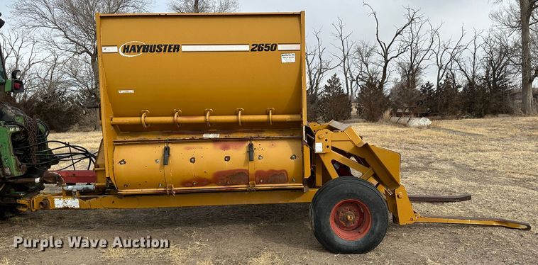 image for item LT9422 HayBuster 2650  bale processor