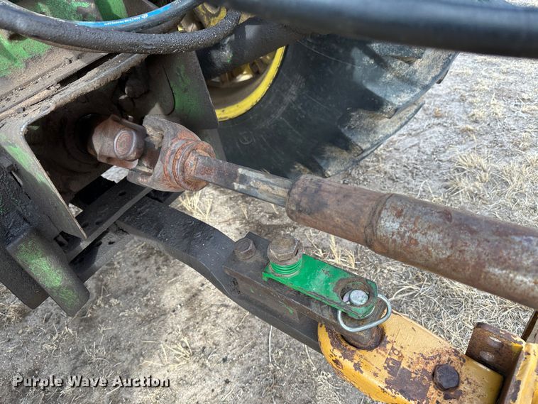 image for item LT9422 HayBuster 2650  bale processor