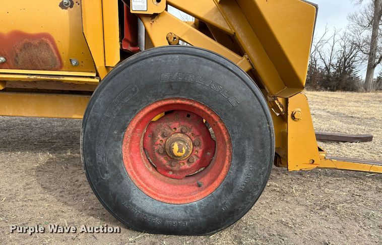 image for item LT9422 HayBuster 2650  bale processor