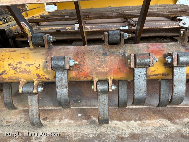 image for item LT9422 HayBuster 2650  bale processor