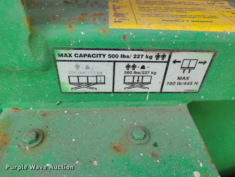 image for item MC9569 2013 JLG 1932RS  scissor lift