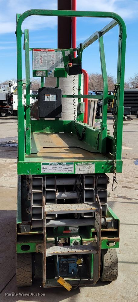 image for item MC9570 Genie GS-1930  scissor lift