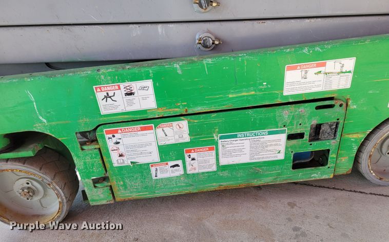 image for item MC9570 Genie GS-1930  scissor lift