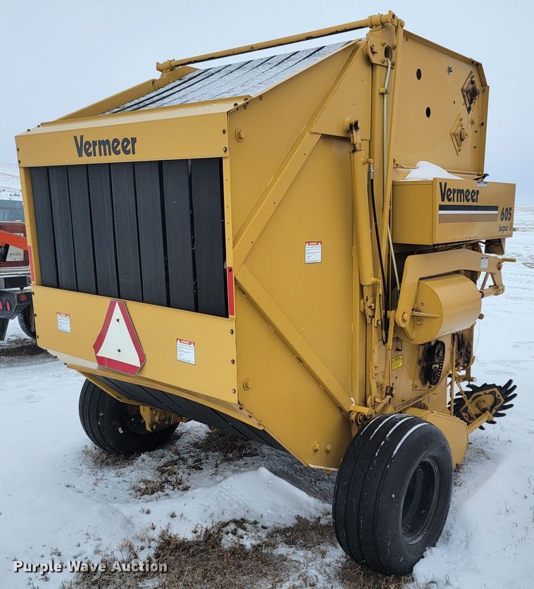 image for item ME9662 1990 Vermeer 605 Super J round baler