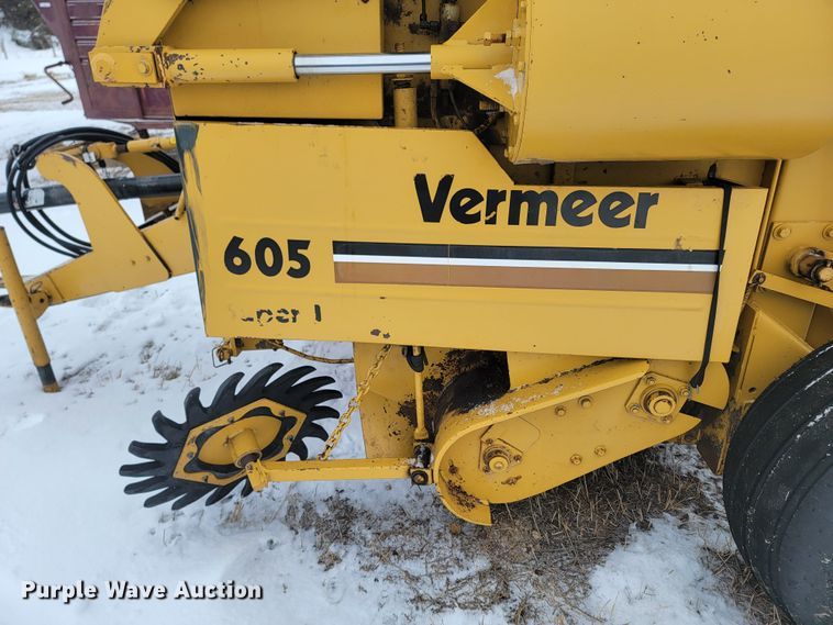 image for item ME9662 1990 Vermeer 605 Super J round baler
