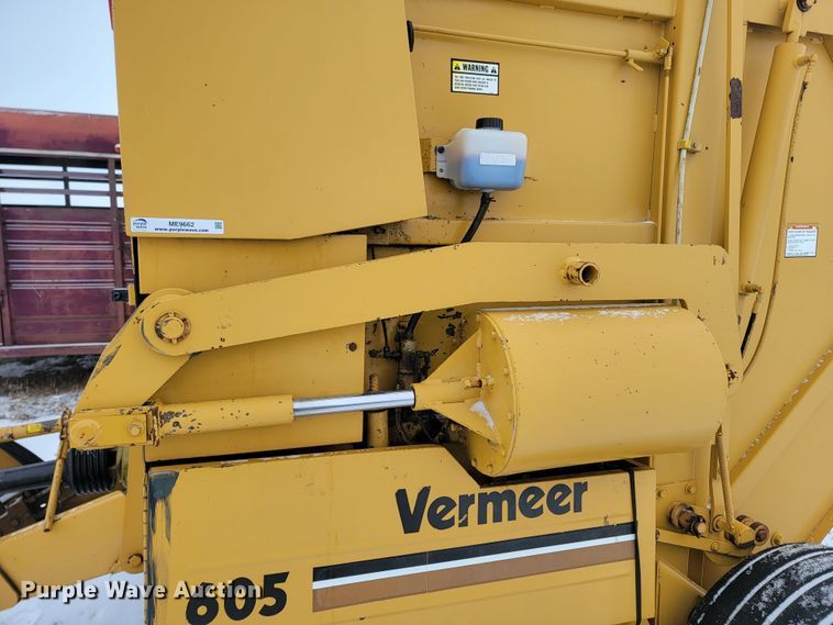 image for item ME9662 1990 Vermeer 605 Super J round baler