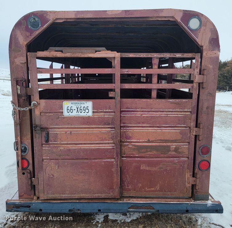 image for item ME9664 1983 Kiefer Built livestock trailer