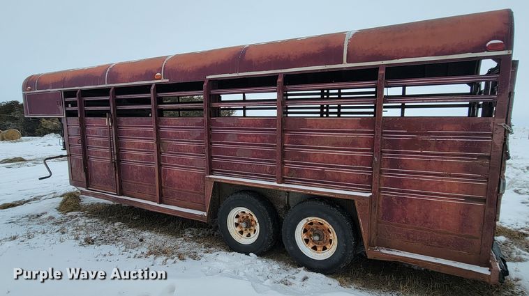 image for item ME9664 1983 Kiefer Built livestock trailer