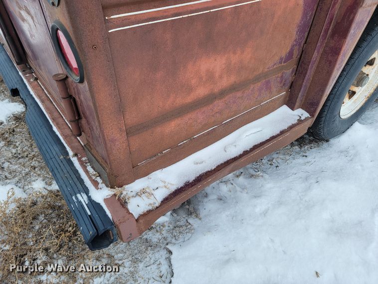 image for item ME9664 1983 Kiefer Built livestock trailer