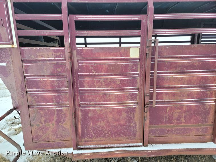 image for item ME9664 1983 Kiefer Built livestock trailer