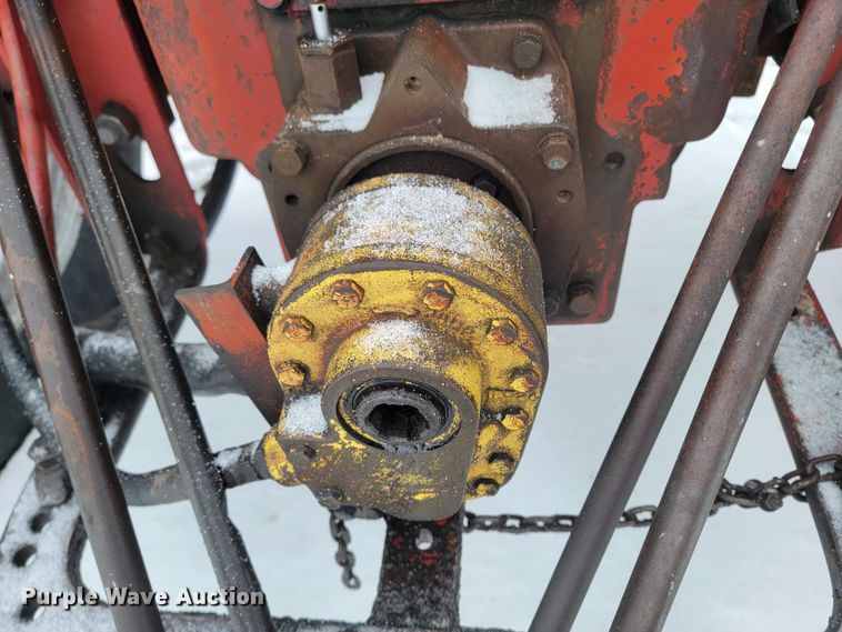 image for item ME9665 Farmall 656 tractor