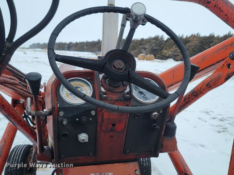 image for item ME9665 Farmall 656 tractor