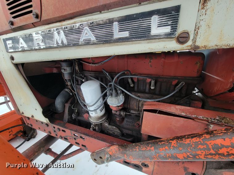 image for item ME9665 Farmall 656 tractor