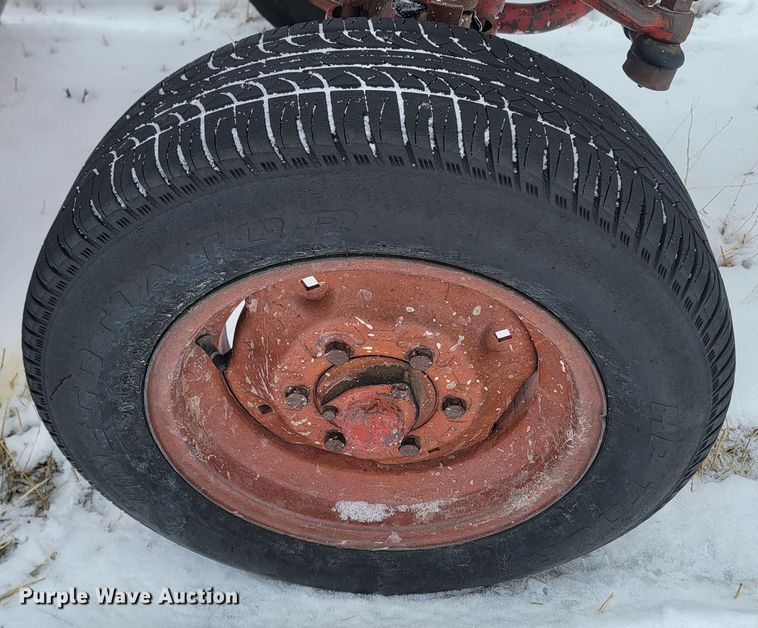 image for item ME9665 Farmall 656 tractor