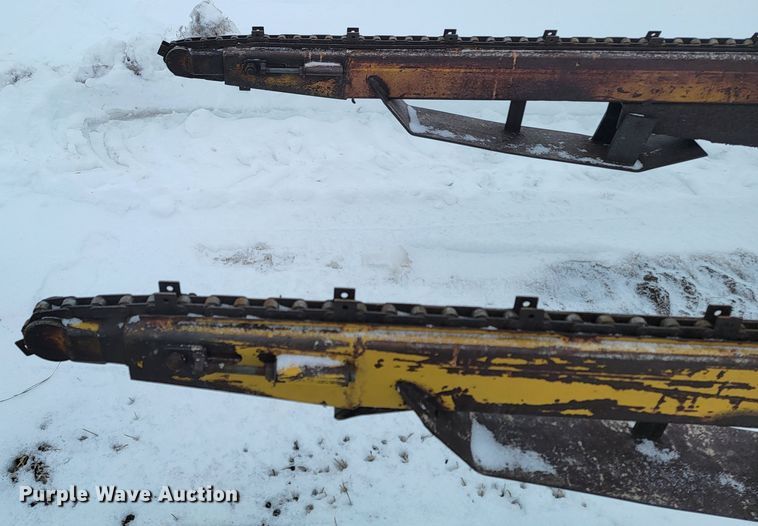 image for item ME9667 Hay bale trailer