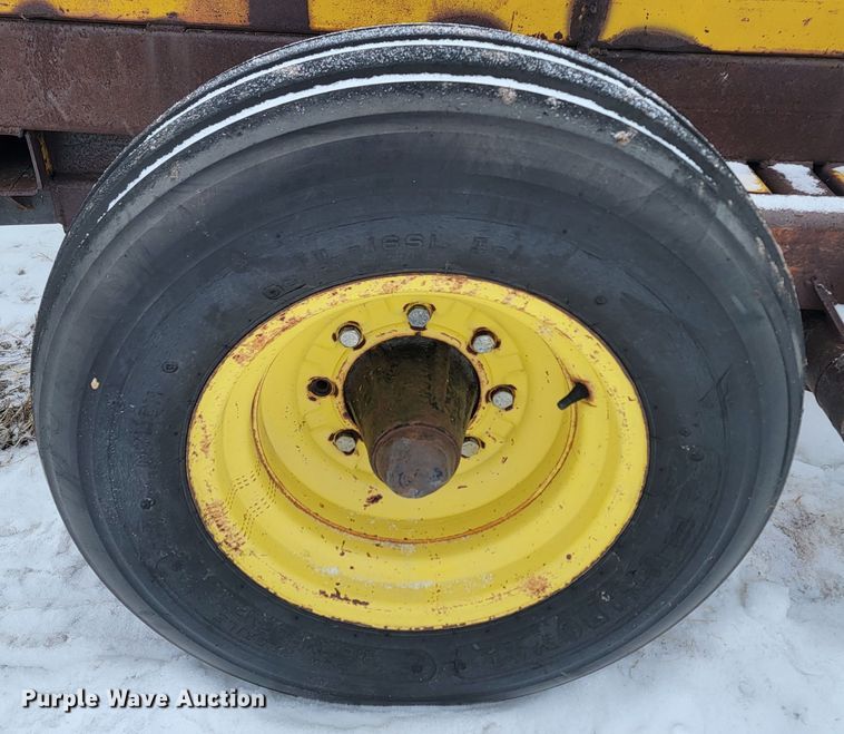 image for item ME9667 Hay bale trailer