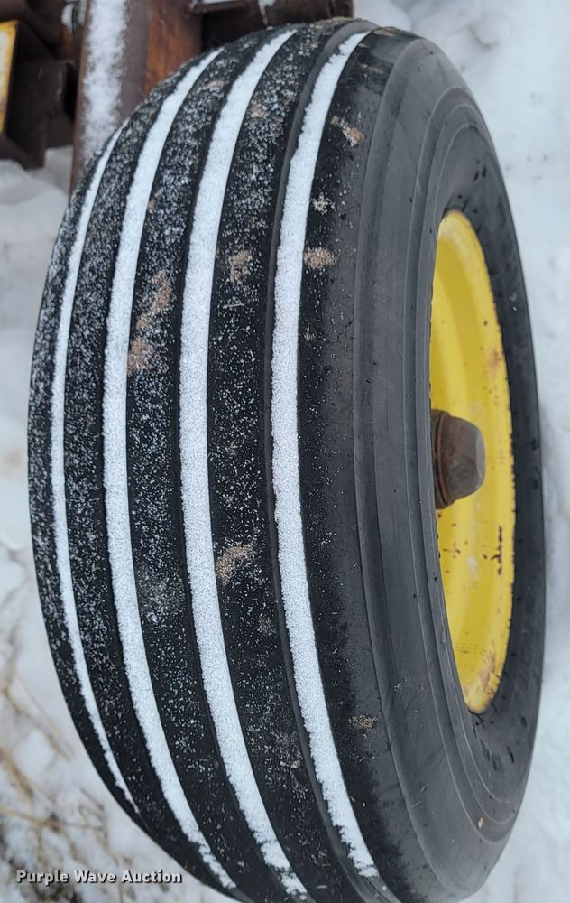 image for item ME9667 Hay bale trailer