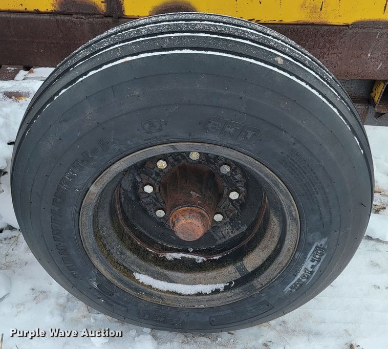 image for item ME9667 Hay bale trailer