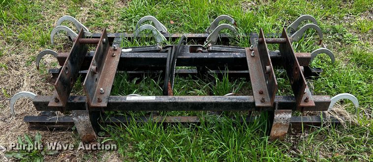 image for item MF9807 Marcrest  bale accumulator grapple