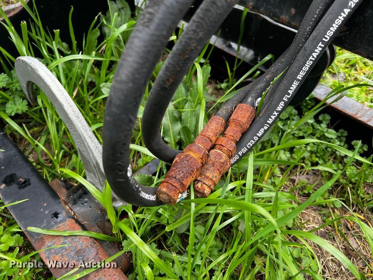 image for item MF9807 Marcrest  bale accumulator grapple