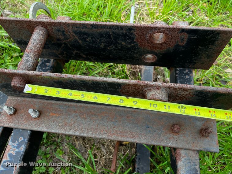 image for item MF9807 Marcrest  bale accumulator grapple