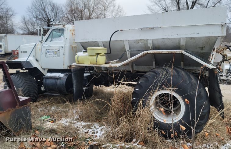 image for item MH9682 1984 GMC Brigadier  fertilizer delivery truck
