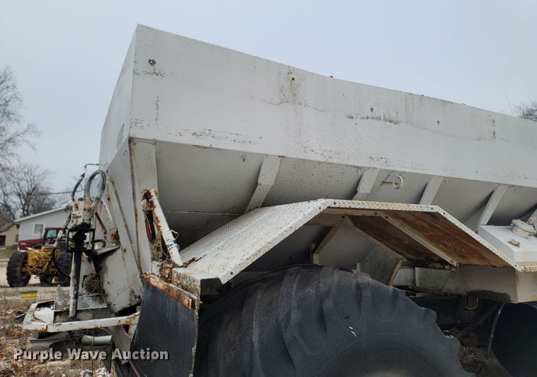 image for item MH9682 1984 GMC Brigadier  fertilizer delivery truck