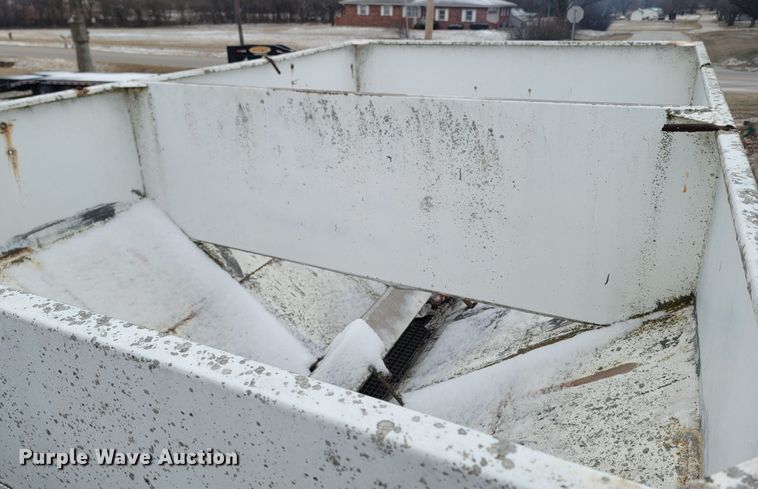 image for item MH9682 1984 GMC Brigadier  fertilizer delivery truck