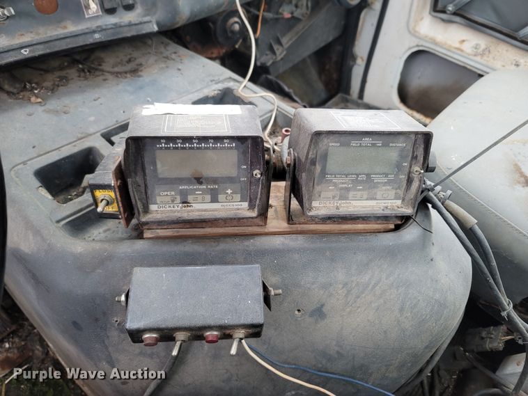 image for item MH9682 1984 GMC Brigadier  fertilizer delivery truck