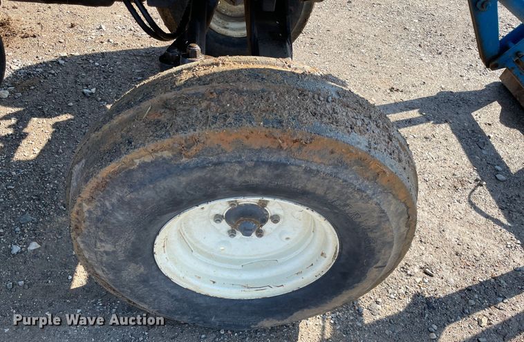 image for item MI9783 2000 New Holland TS100  tractor