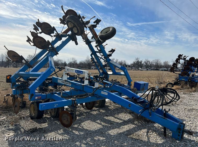 image for item MM9053 DMI Nutri-Placr 4300  NH3 applicator