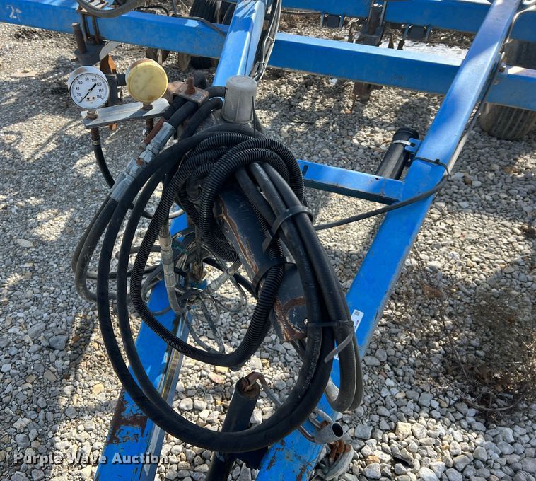 image for item MM9053 DMI Nutri-Placr 4300  NH3 applicator