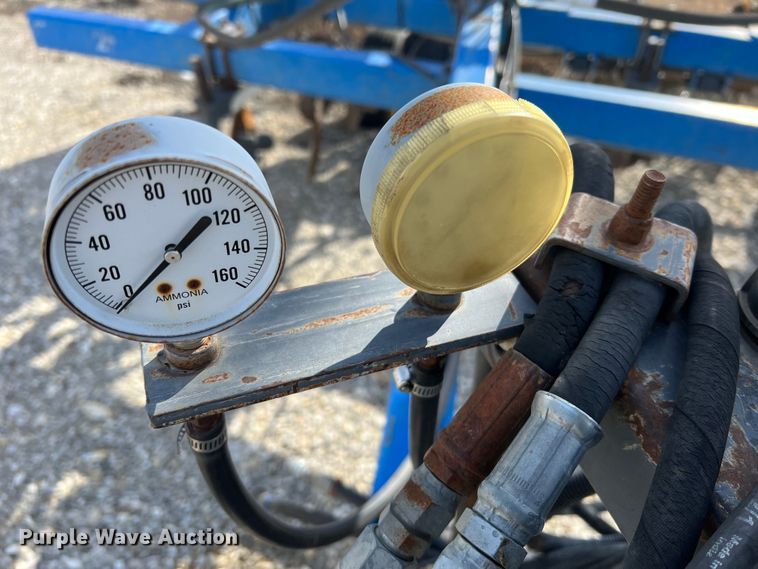 image for item MM9053 DMI Nutri-Placr 4300  NH3 applicator