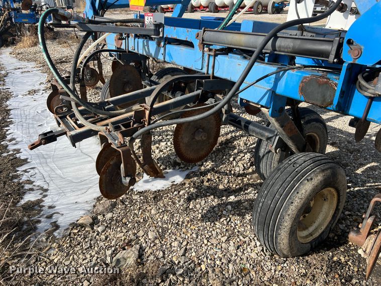 image for item MM9053 DMI Nutri-Placr 4300  NH3 applicator